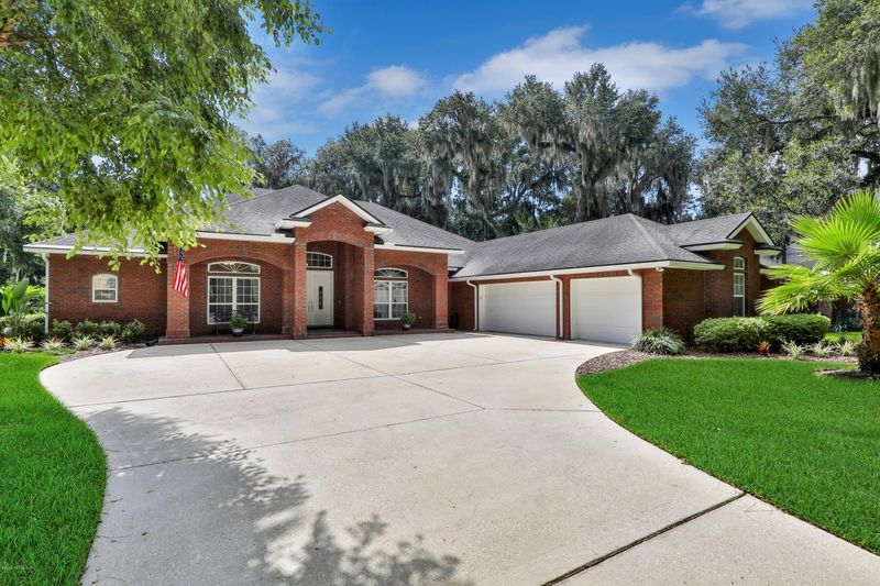201 N Bartram Trl, St Johns, FL 32259