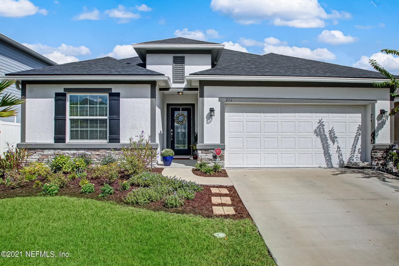 201 Sandstone Dr, St Augustine, FL 32086