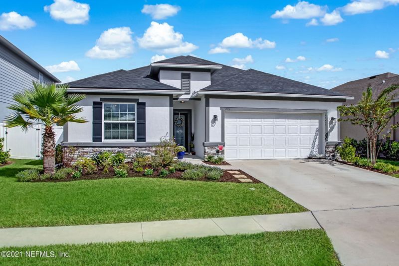 201 Sandstone Dr, St Augustine, FL 32086
