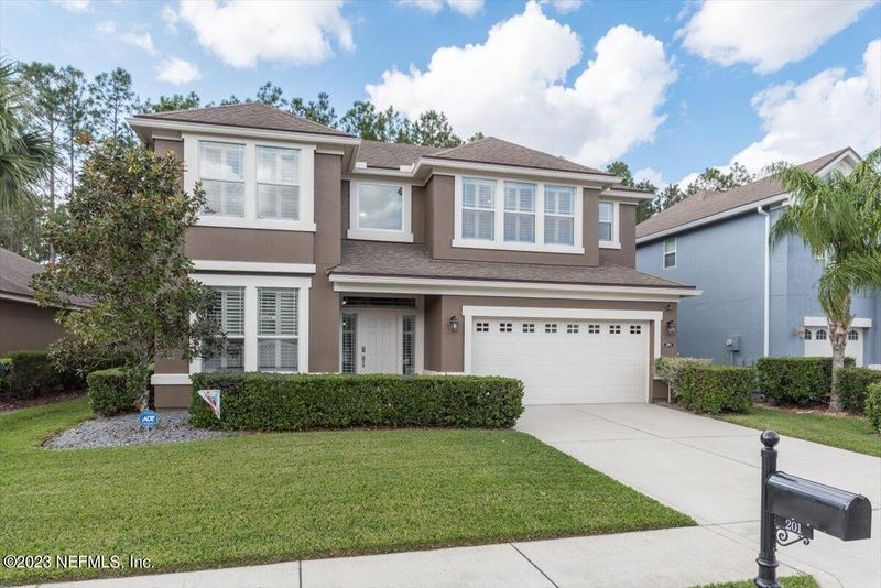 201 Tollerton Ave, St Johns, FL 32259