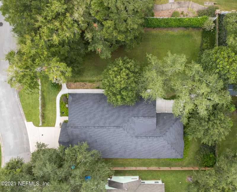 2010 Paradise Oaks Ct, Atlantic Beach, FL 32233