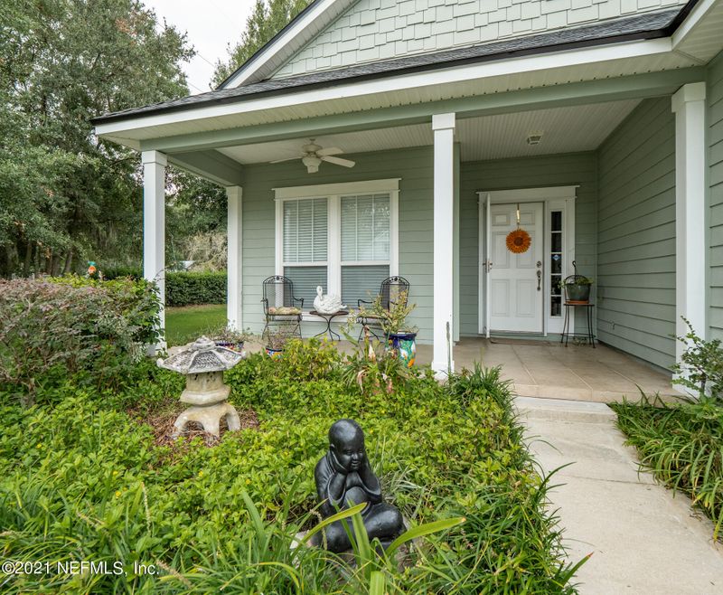 2010 Paradise Oaks Ct, Atlantic Beach, FL 32233