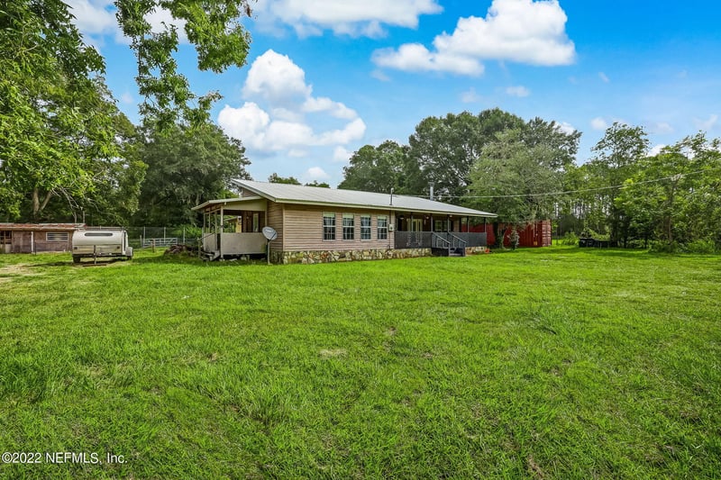 2011 NW 251st St, Lawtey, FL 32058