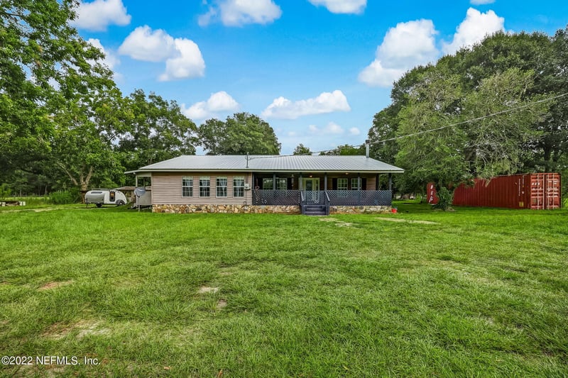 2011 NW 251st St, Lawtey, FL 32058