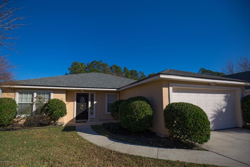 2017 Las Brisas Way W, Jacksonville, FL 32224
