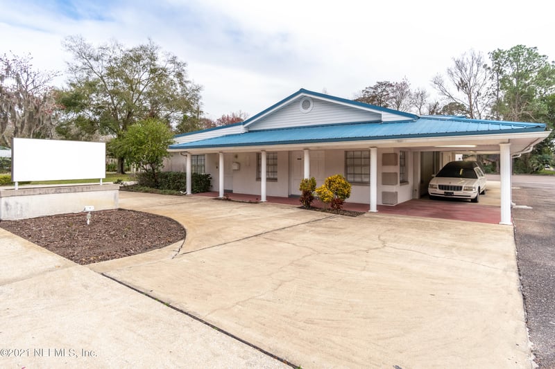 2220 Soutel Dr, Jacksonville, FL 32208