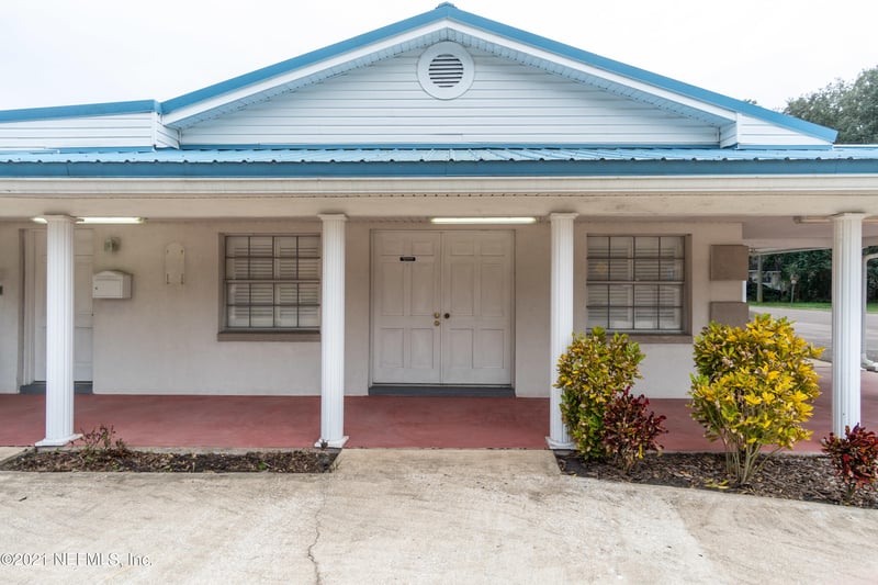 2220 Soutel Dr, Jacksonville, FL 32208