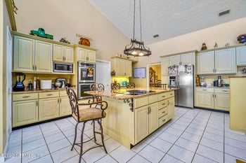 246 Crystal Cove Dr, Palatka, FL 32177