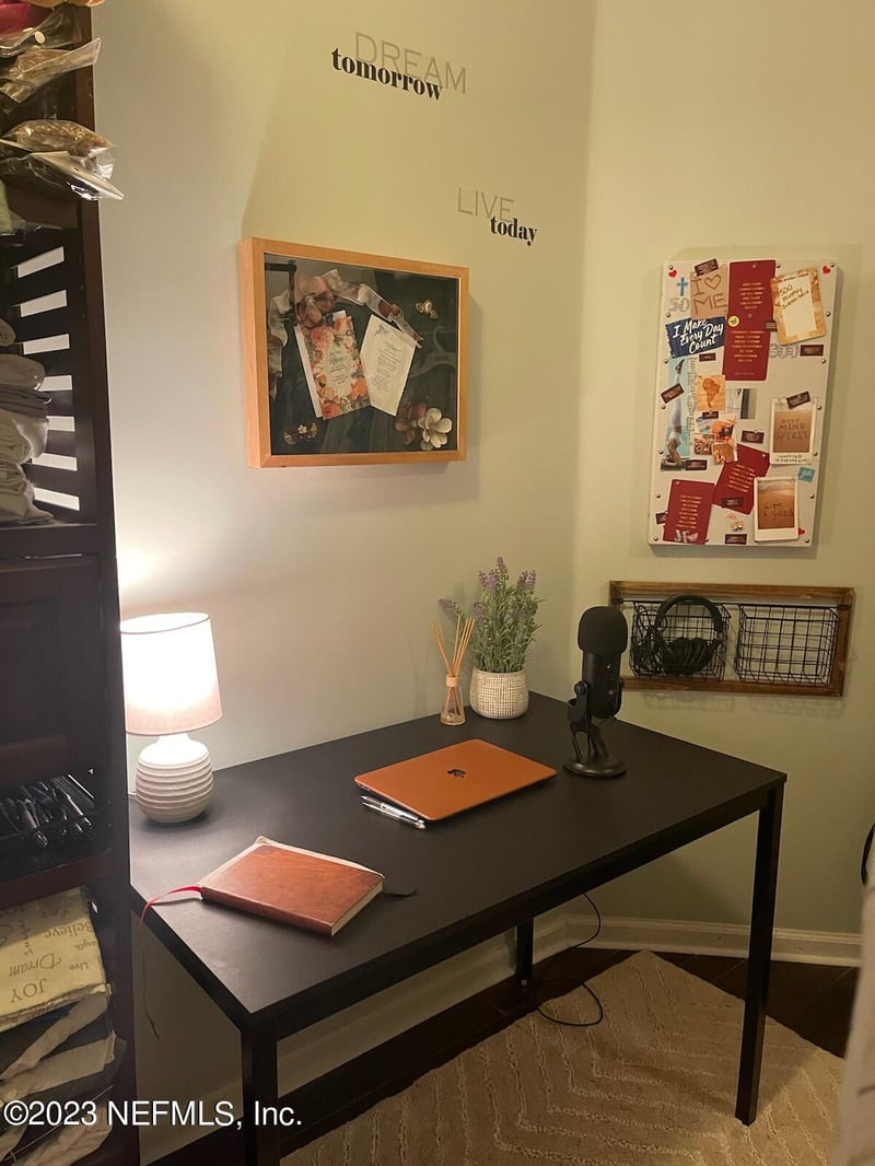 3139 Wandering Oaks Dr, Orange Park, FL 32065