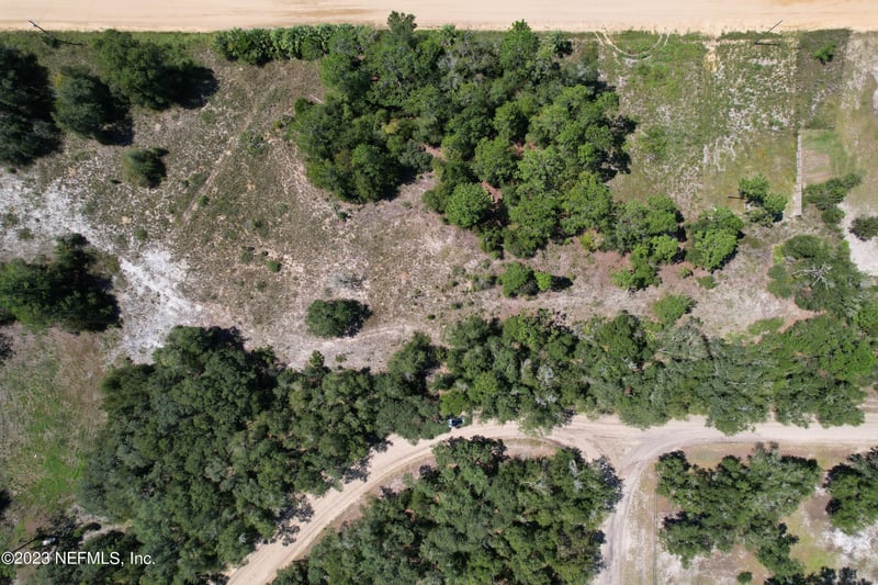 Maltas Ave, Interlachen, FL 32148