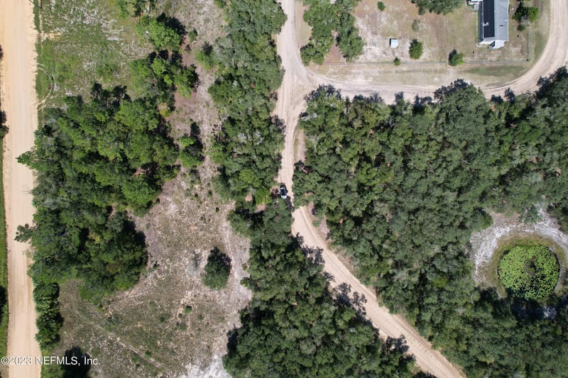 Maltas Ave, Interlachen, FL 32148