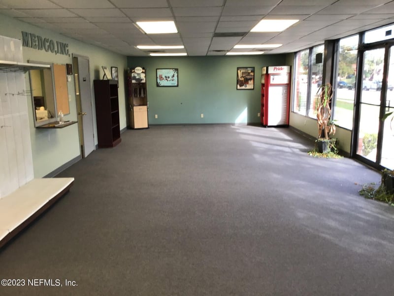 653 Kingsley Ave, Orange Park, FL 32073