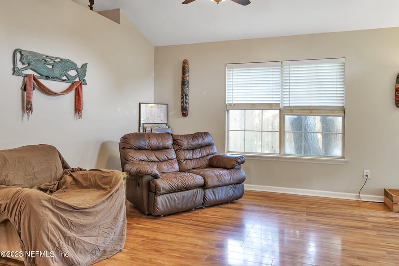 954 Stocks St, Atlantic Beach, FL 32233