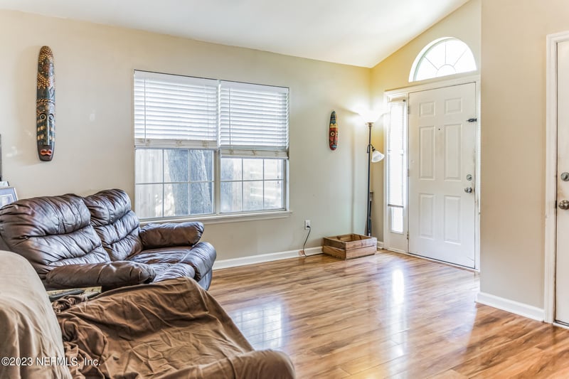 954 Stocks St, Atlantic Beach, FL 32233