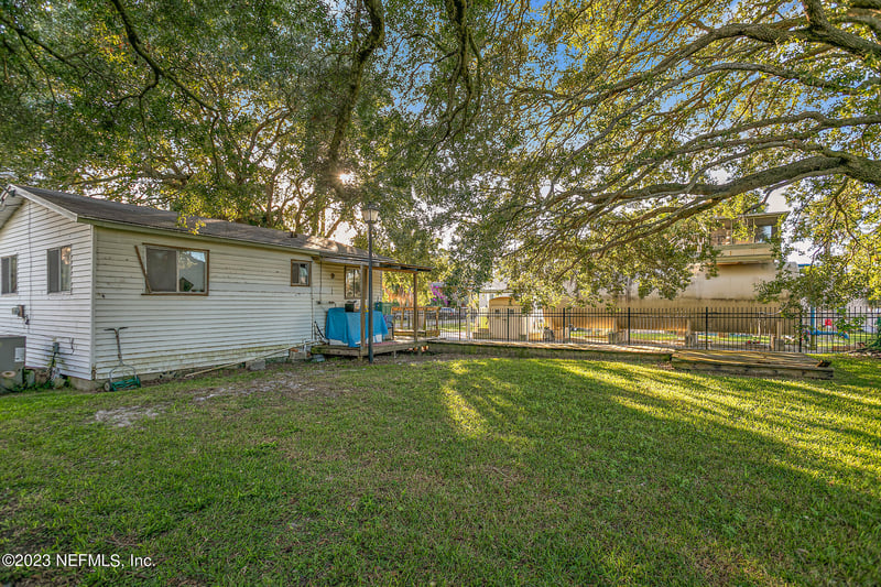 1451 Roxie St, Jacksonville, FL 32233