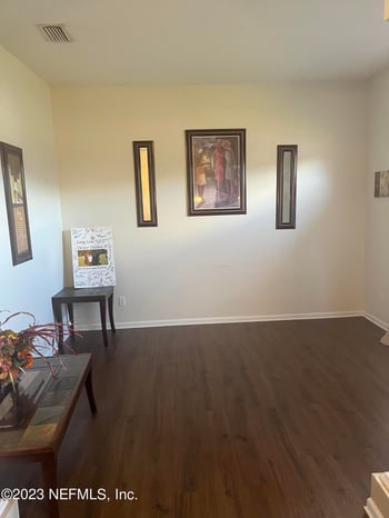 9326 Garden Overlook Ln, Jacksonville, FL 32219