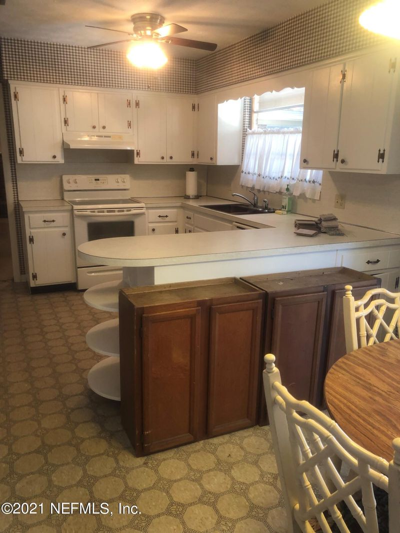 2028 Visconti Dr, Jacksonville, FL 32211