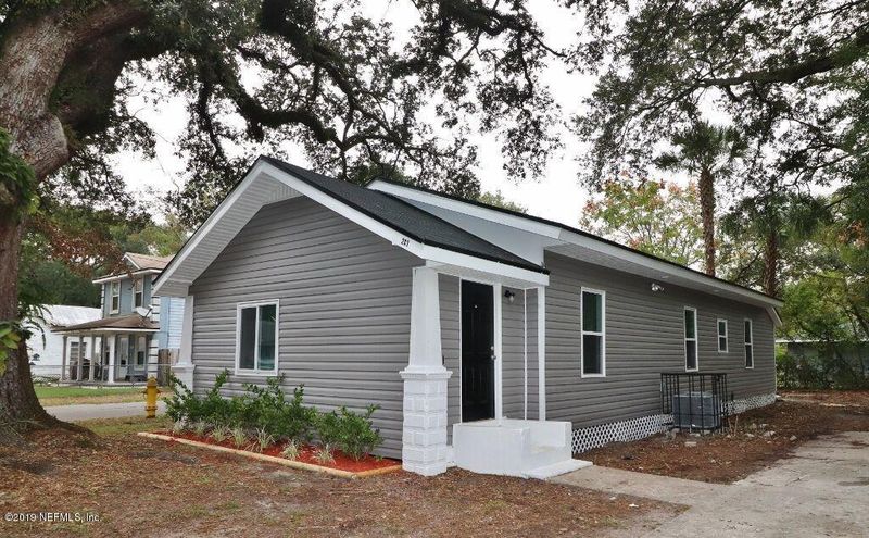 203 Spring St, Jacksonville, FL 32254