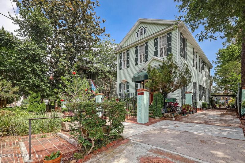2034 Herschel St, Jacksonville, FL 32204