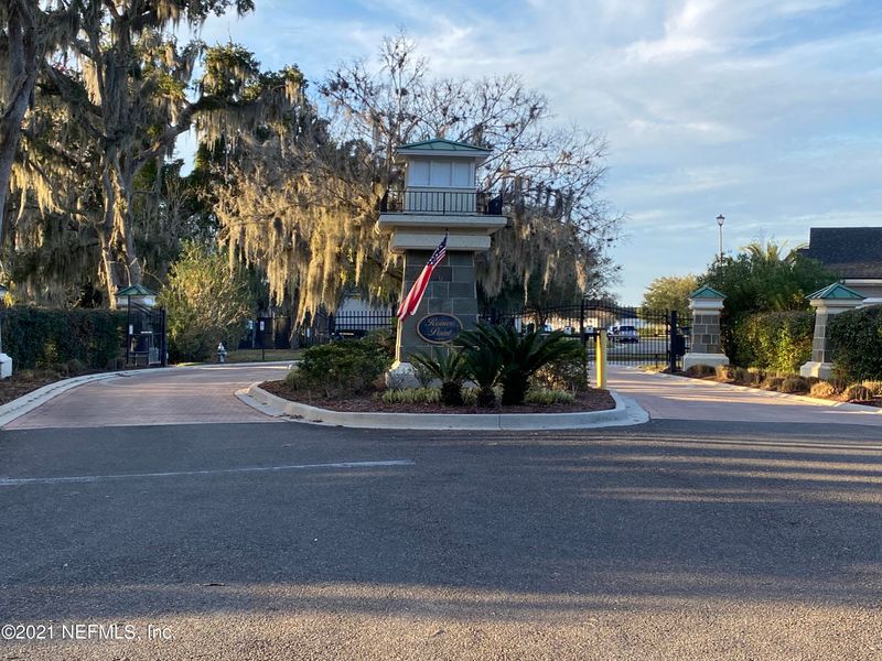 2035 Castle Point Ct, Fleming Island, FL 32003