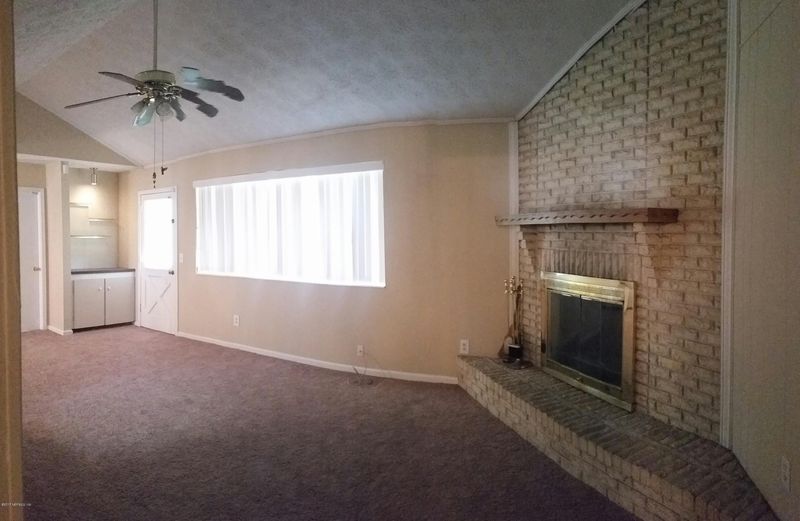 2038 Spanish Bluff Dr, Jacksonville, FL 32225