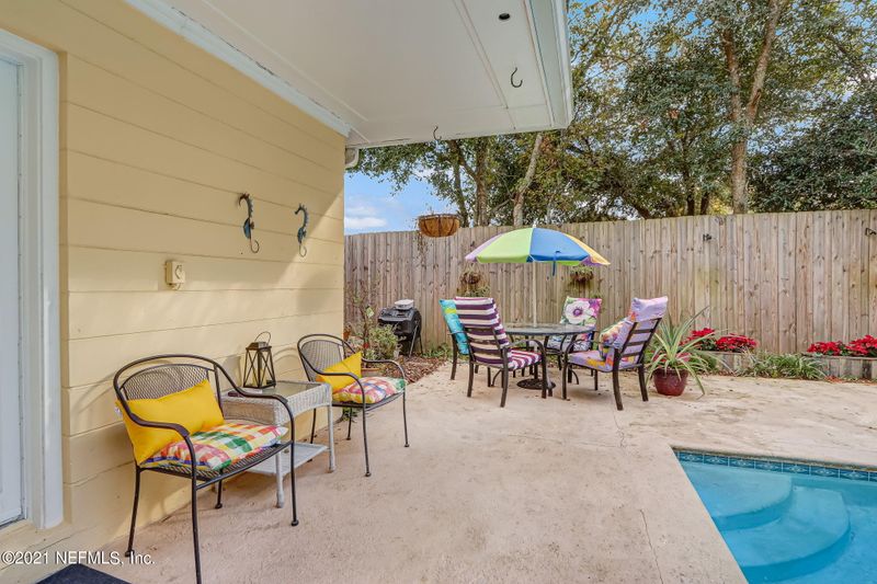 2038 West Rd, Jacksonville, FL 32216