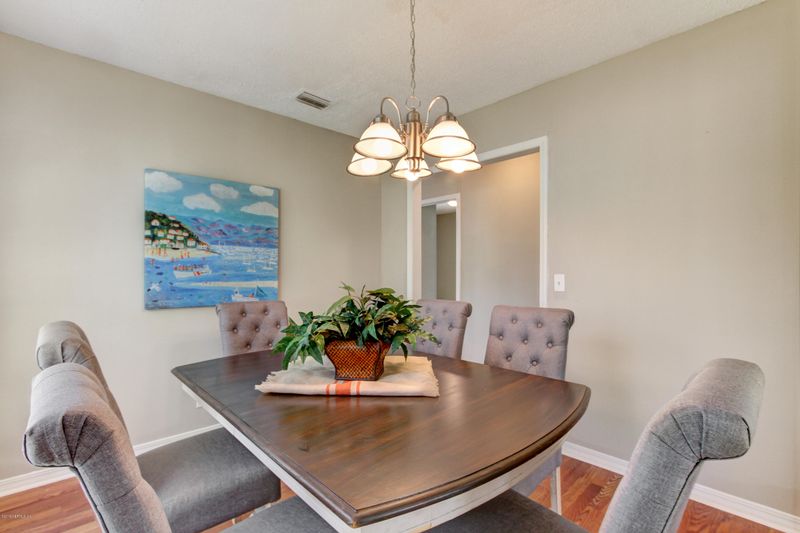 2039 Bent Pine Ct, Jacksonville, FL 32246