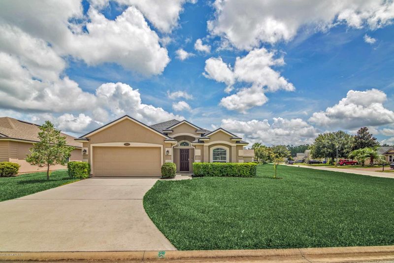 204 Adelaide Dr W, St Johns, FL 32259