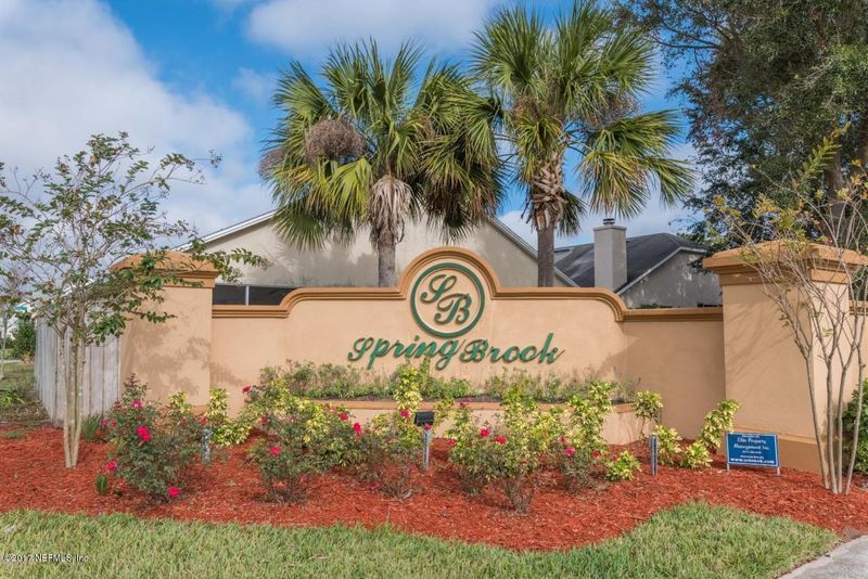 204 Brookchase Ln W, Jacksonville, FL 32225