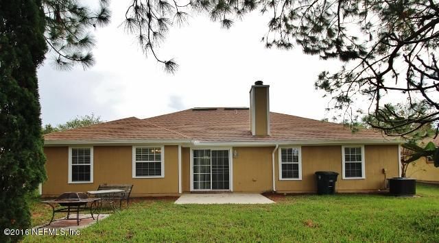 2042 Hovington Cir E, Jacksonville, FL 32246