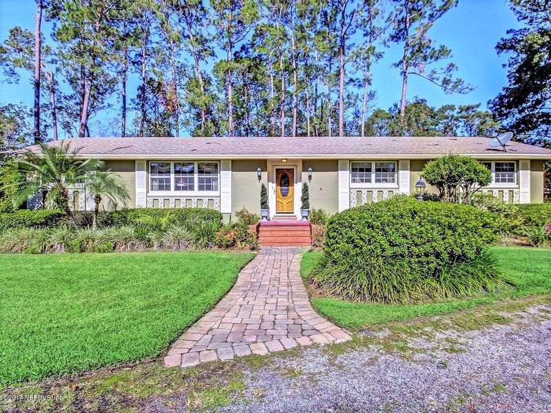2042 Mills Rd, Jacksonville, FL 32216