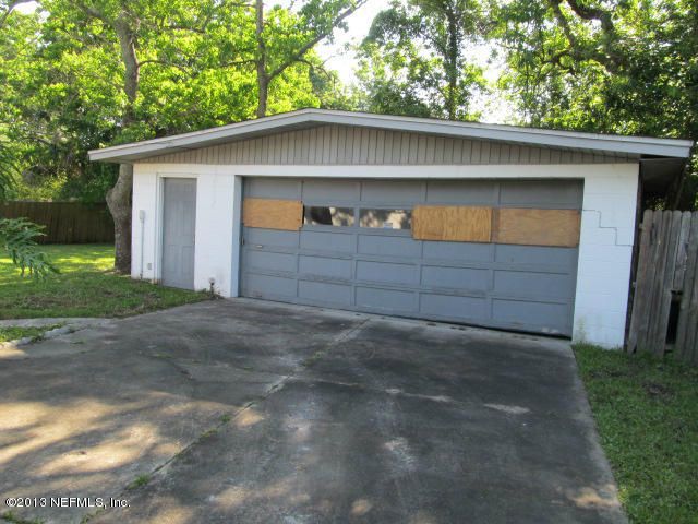 2047 Ryar Rd, Jacksonville, FL 32216