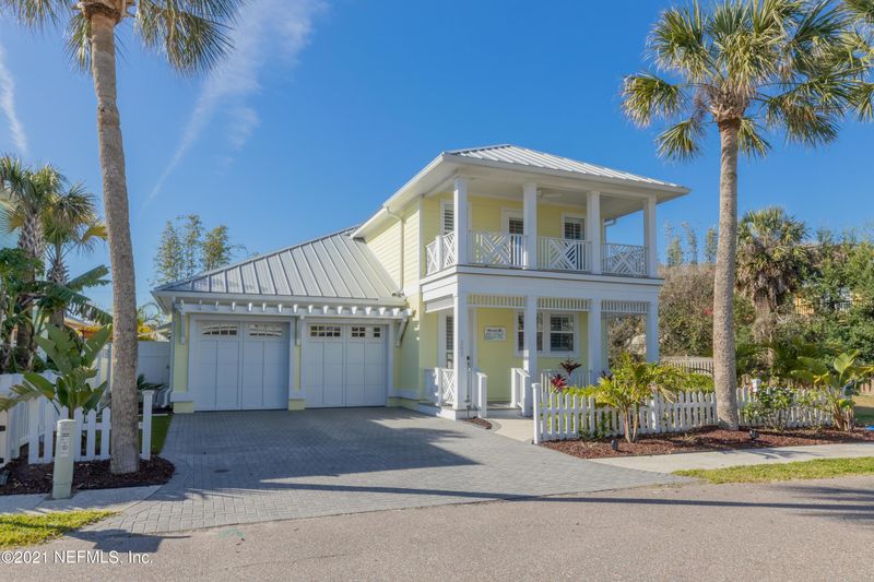 205 12th St, St Augustine Beach, FL 32080