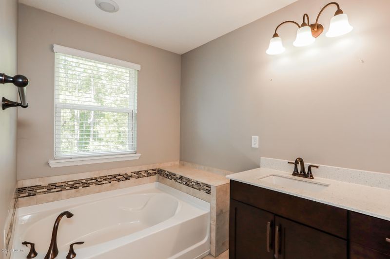 205 Paradas Pl, St Augustine, FL 32092