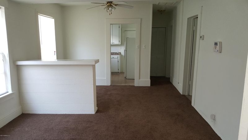 205 S 9th St, Fernandina Beach, FL 32034