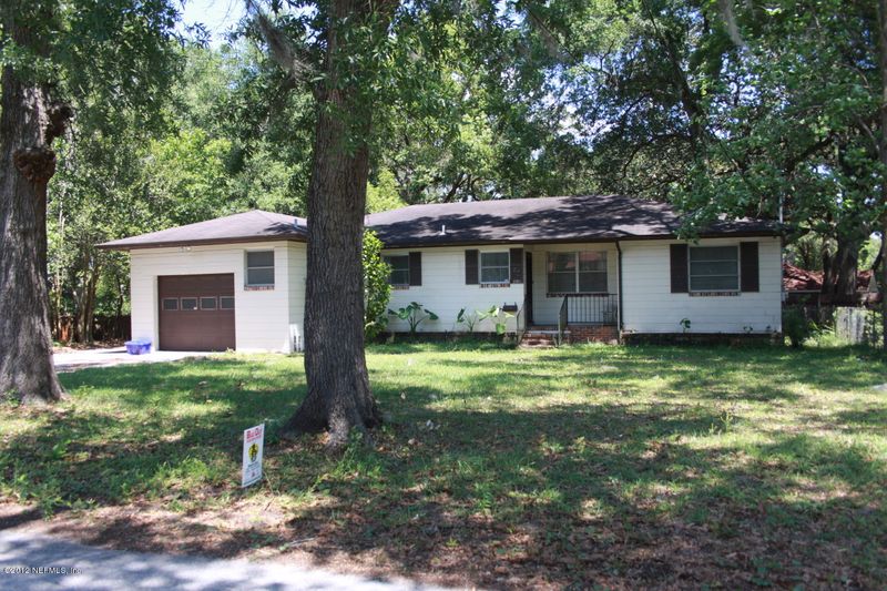 2051 Almira St, Jacksonville, FL 32211