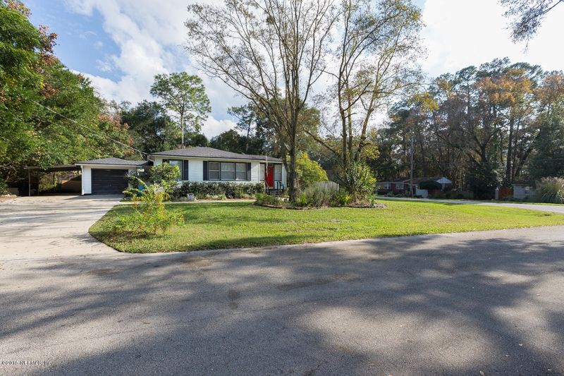 2051 Gibson Rd, Jacksonville, FL 32207