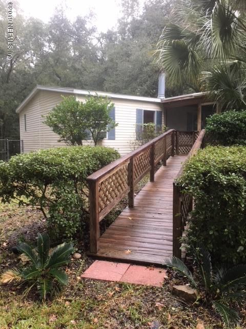 2054 Falcon Run Ln S, Middleburg, FL 32068