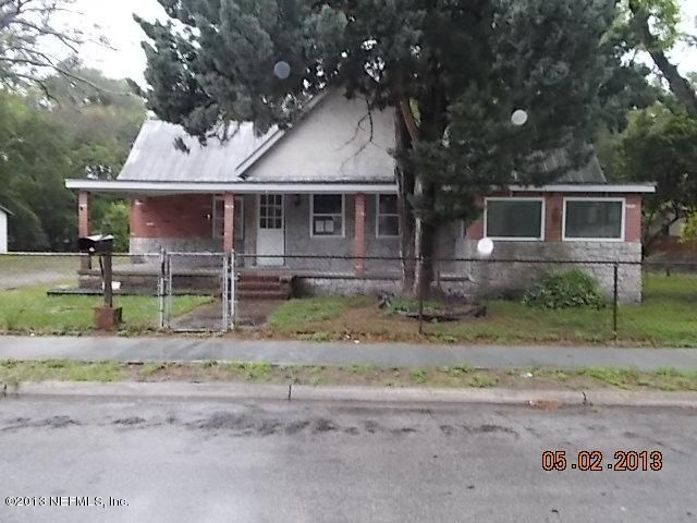 2054 Lambert St, Jacksonville, FL 32206