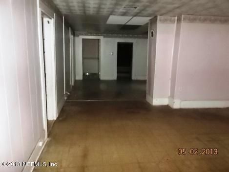 2054 Lambert St, Jacksonville, FL 32206