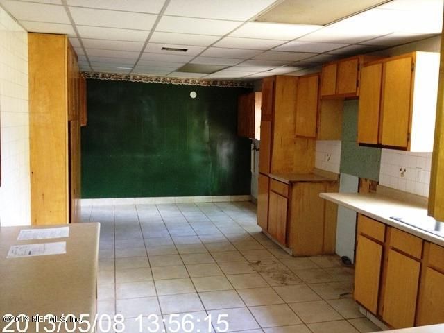 2054 Lambert St, Jacksonville, FL 32206