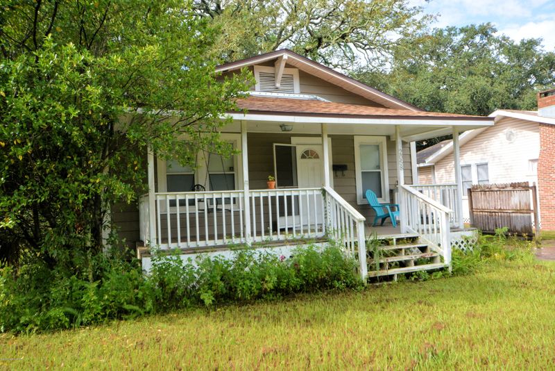 2058 Southampton Rd, Jacksonville, FL 32207