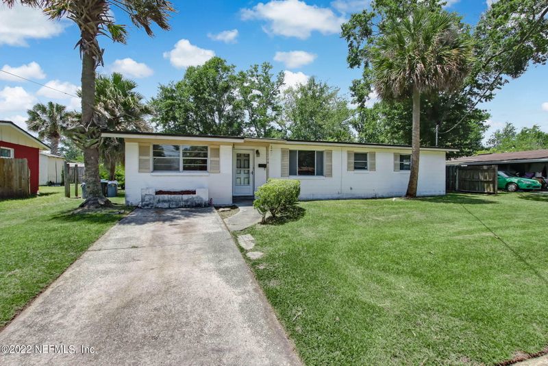 2060 Betsy Dr, Jacksonville, FL 32210