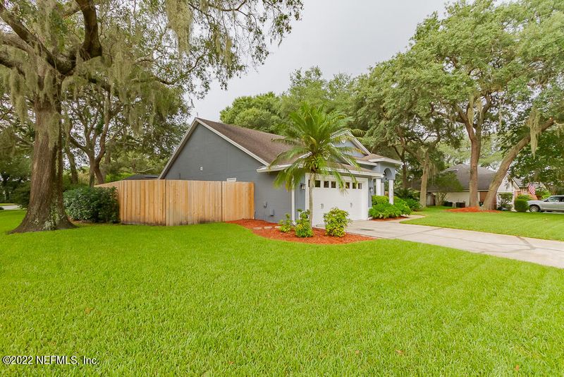 2066 Brighton Bay Trl, Jacksonville, FL 32246