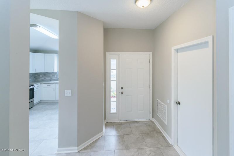 2066 Hidden Cove Cir, Atlantic Beach, FL 32233