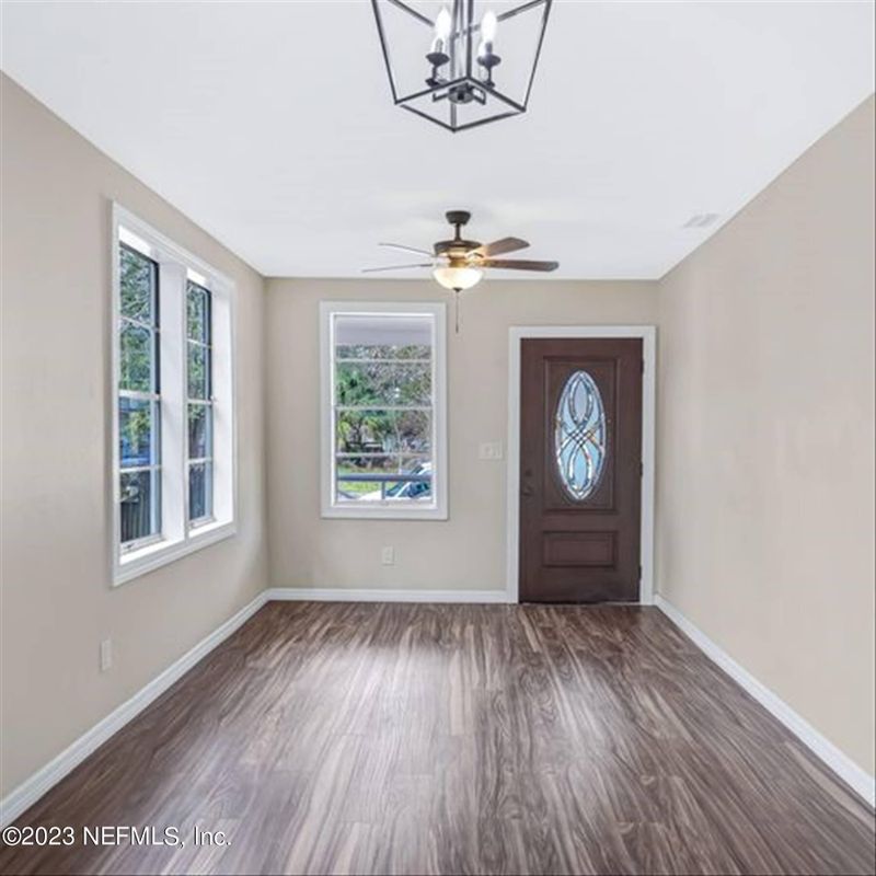 2066 Woodside St, Jacksonville, FL 32209