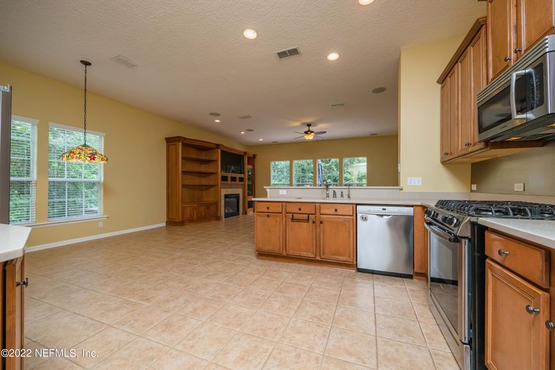 2068 Glenfield Crossing Ct, St Augustine, FL 32092
