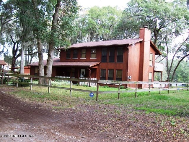 2069 Sallas Ln, Atlantic Beach, FL 32233
