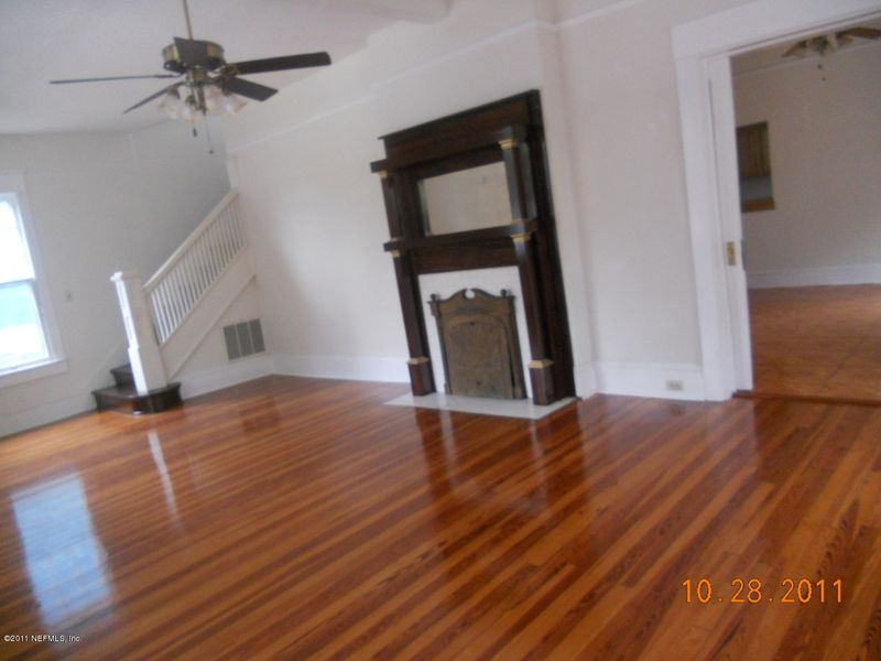 207 E 16th St, Jacksonville, FL 32206