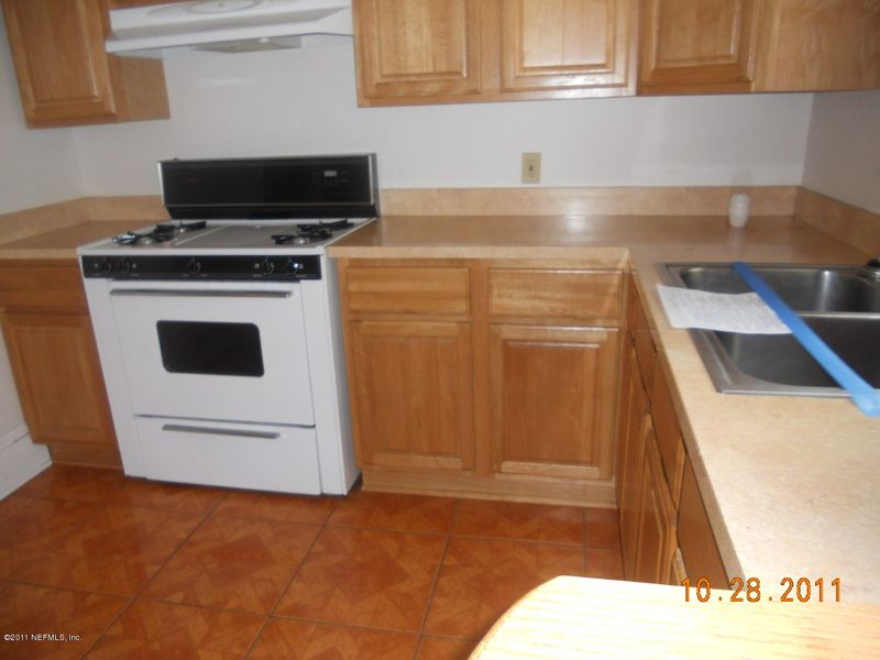 207 E 16th St, Jacksonville, FL 32206